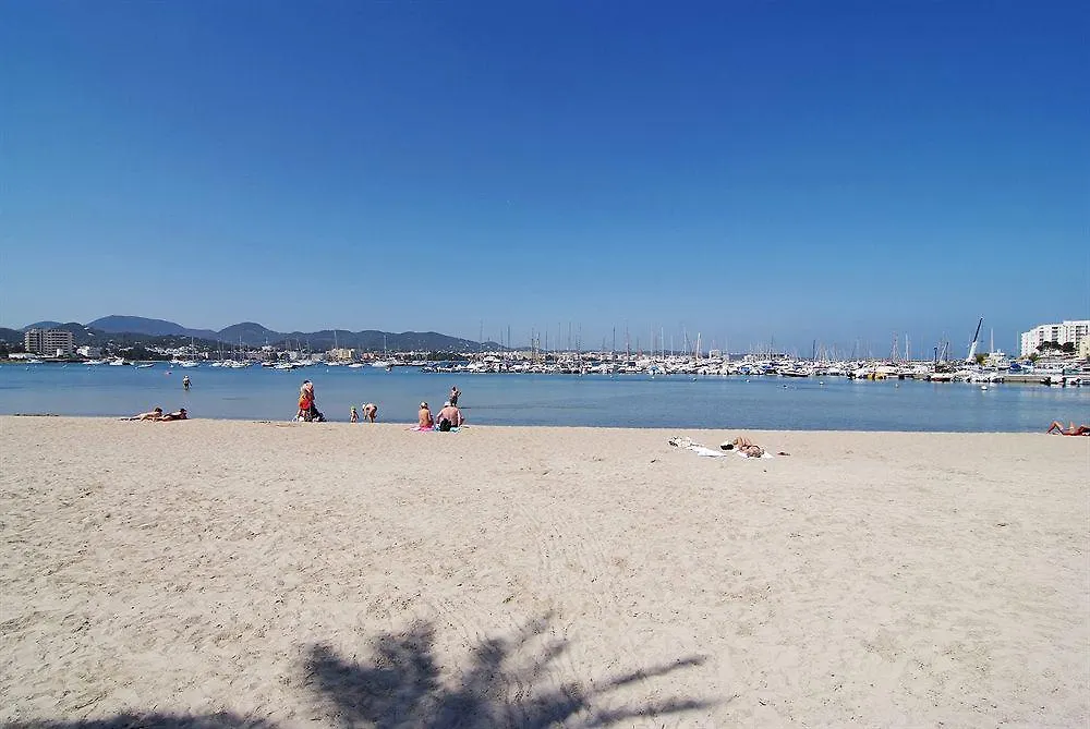 ****  Invisa Hotel Es Pla - Adults Only Sant Antoni de Portmany Hiszpania